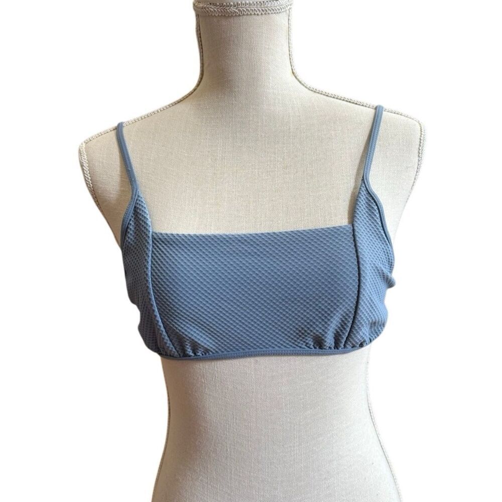 Eidon Women's Sky Blue Textured Bikini Swimsuit Top Size Small